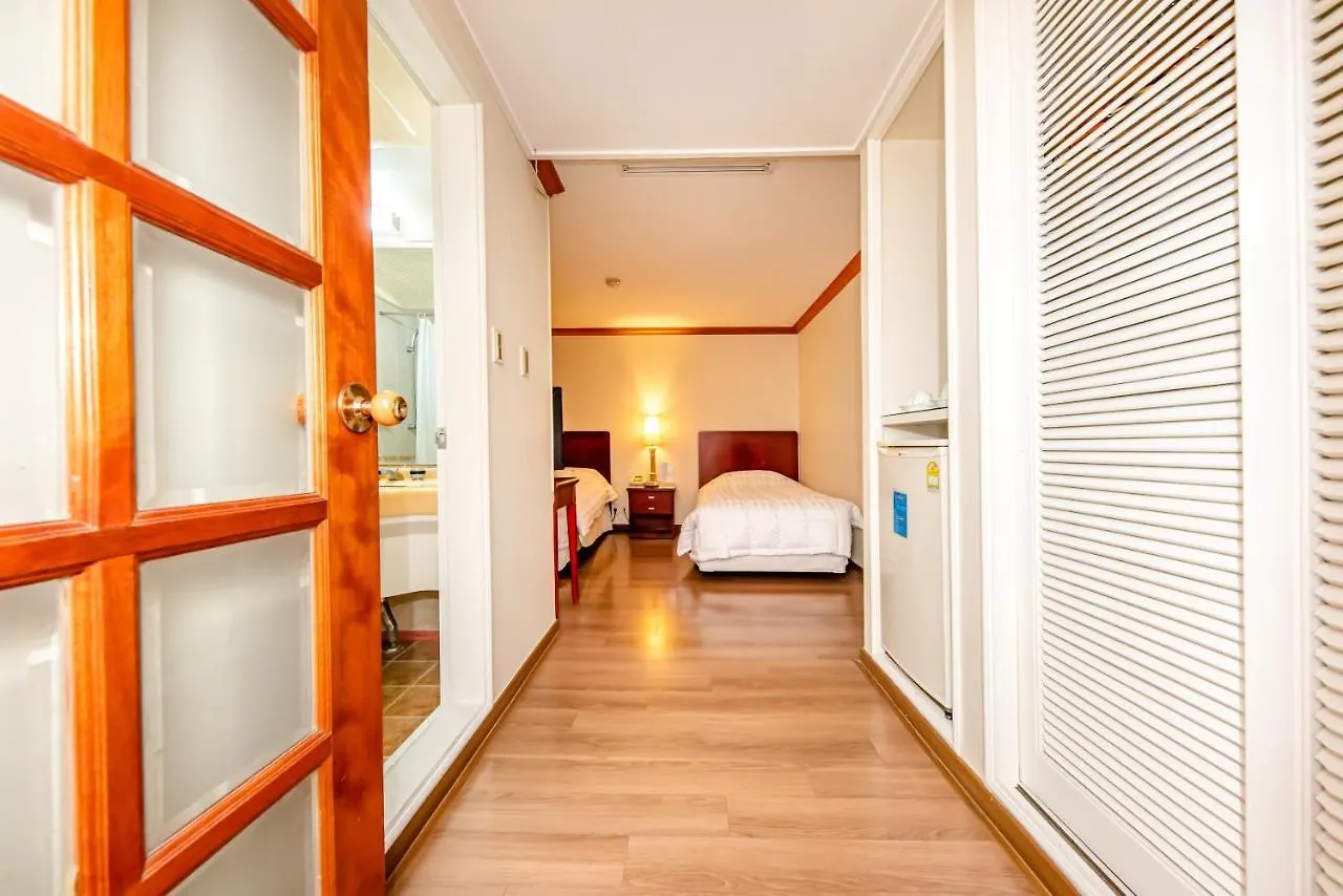 Samhaein Hotel  Jeju